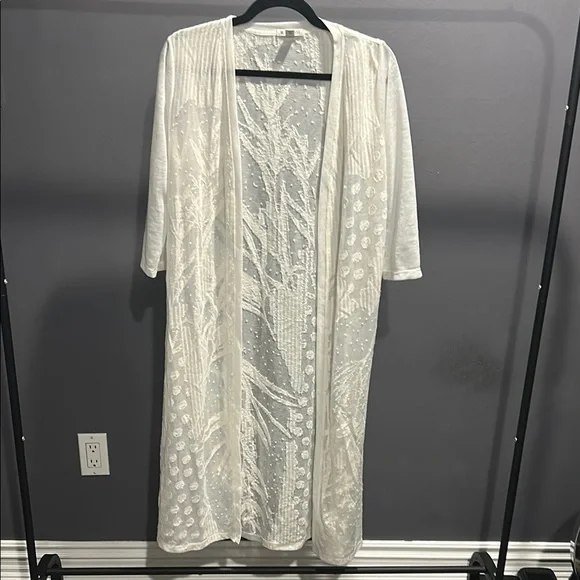 SPANNER White Sheer Robe - Picture 1 of 3